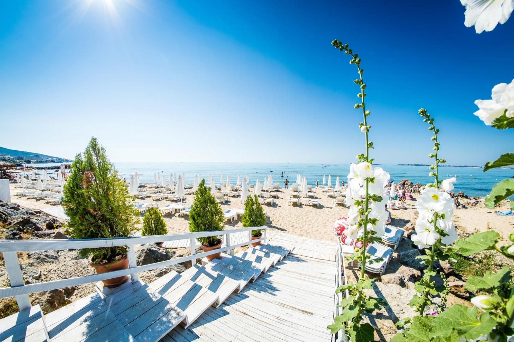 Prestige Mer D'Azur Sunny Beach Exterior foto